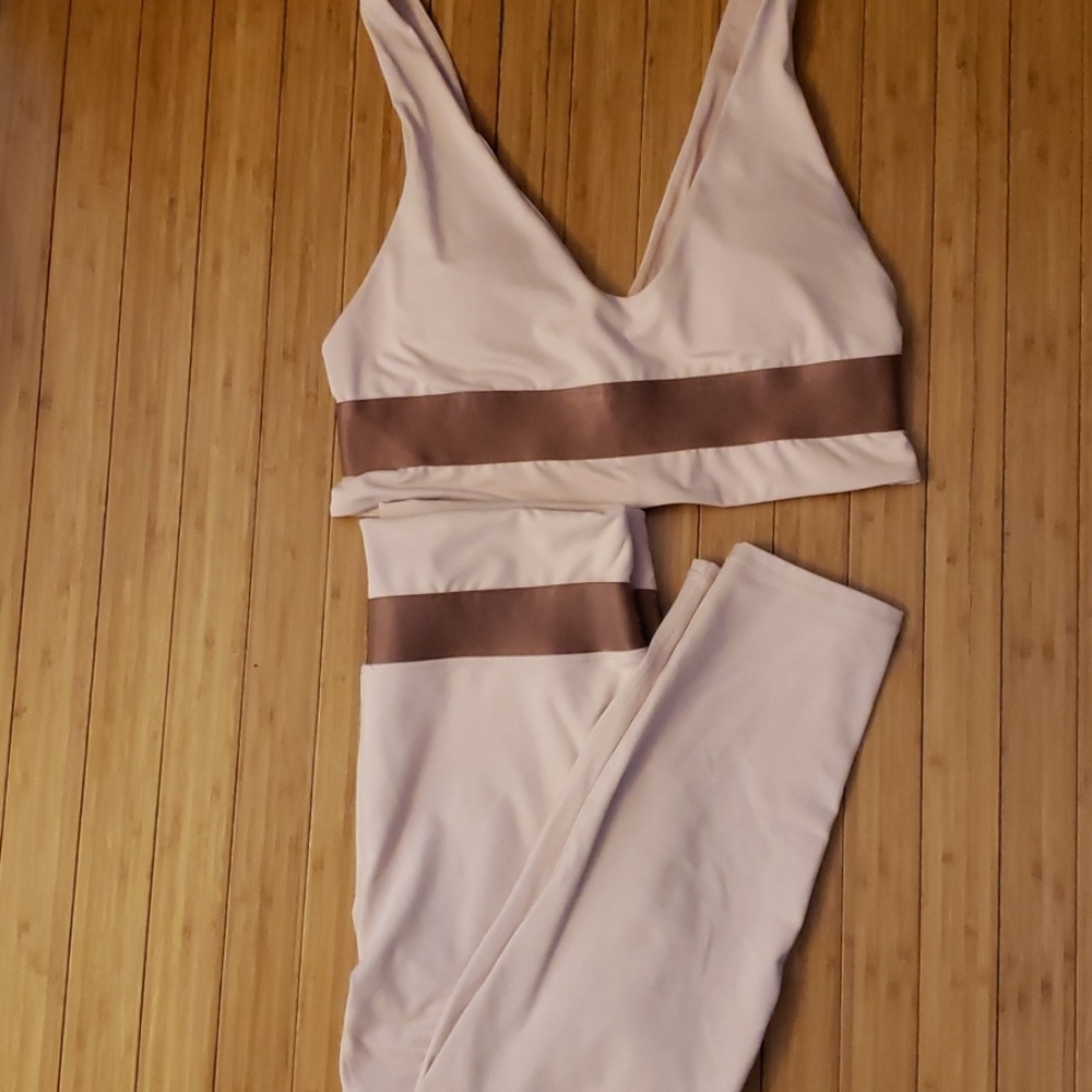 Fabletics sports bra and leggings